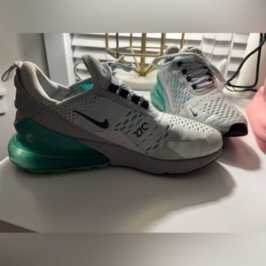 Nike air max 270, women’s size 7